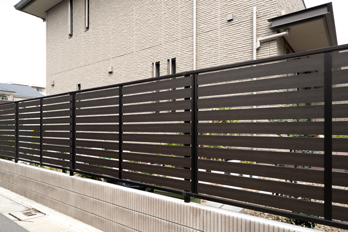 外構ブロック設置（3 段・厚み100mm）